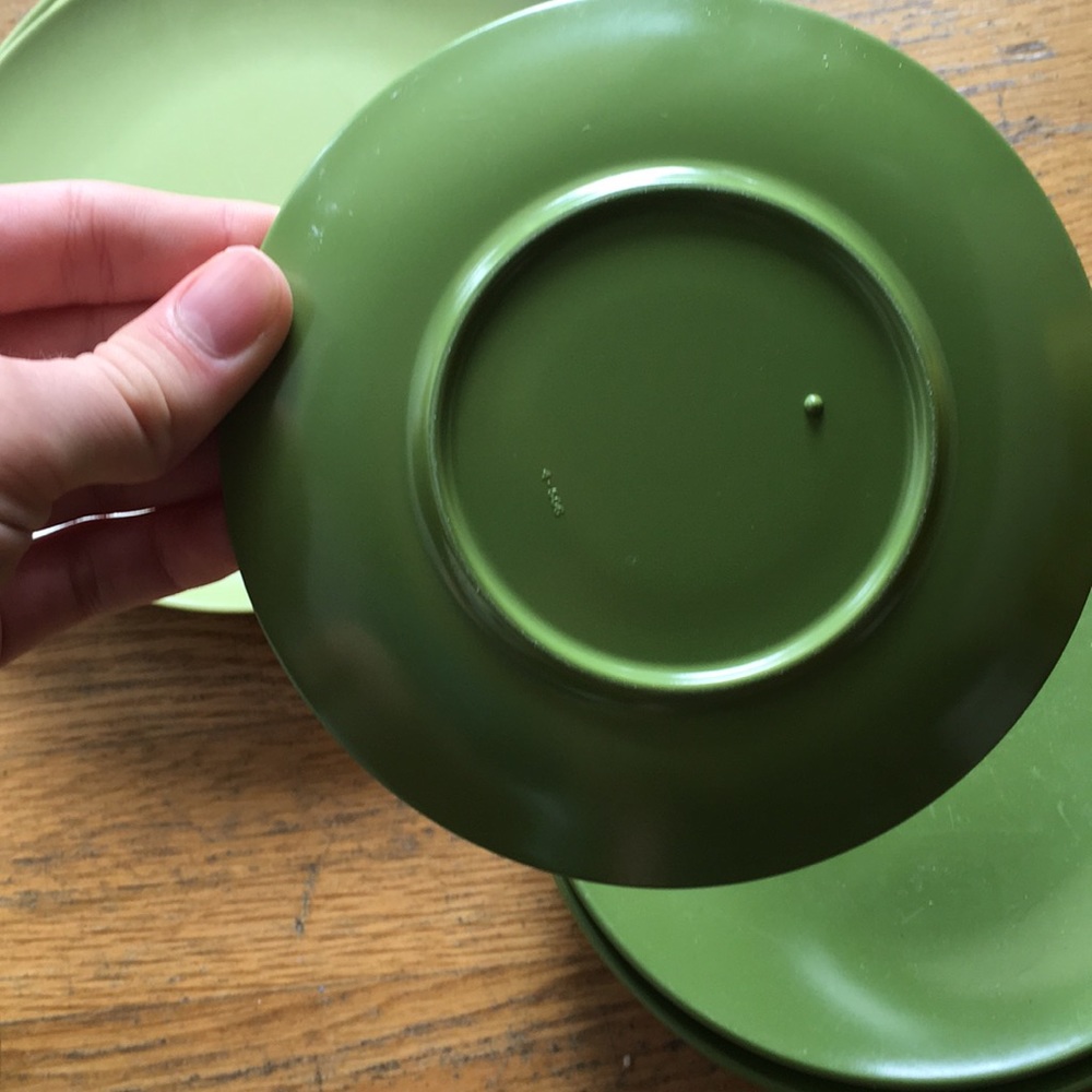 Dish set - Picture 5 of 6